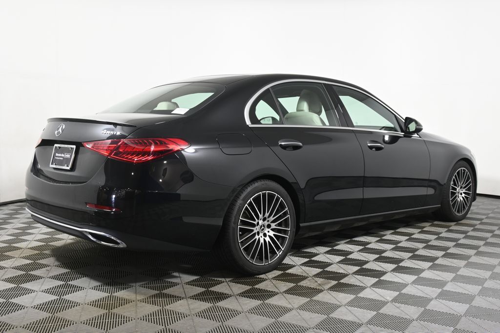 Thumbnail: 2022 Mercedes-Benz C-Class - 7