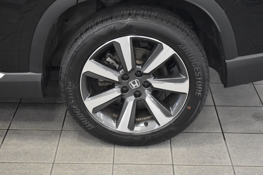 2024 Honda Pilot Touring 13