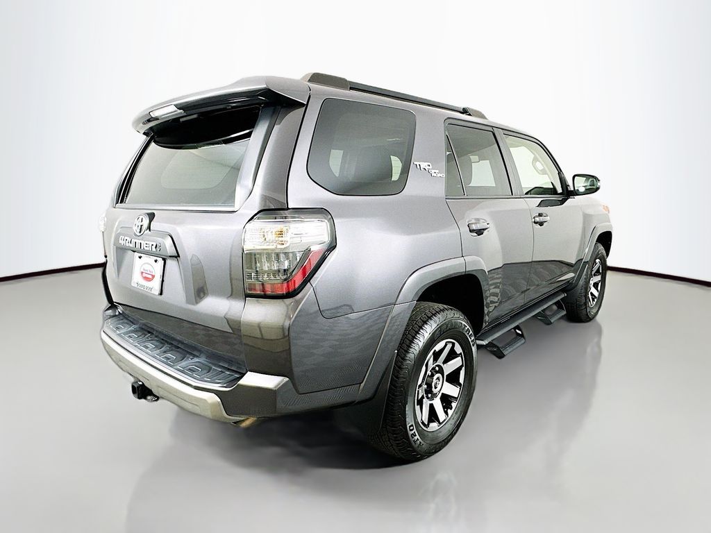2022 Toyota 4Runner TRD Off Road 5