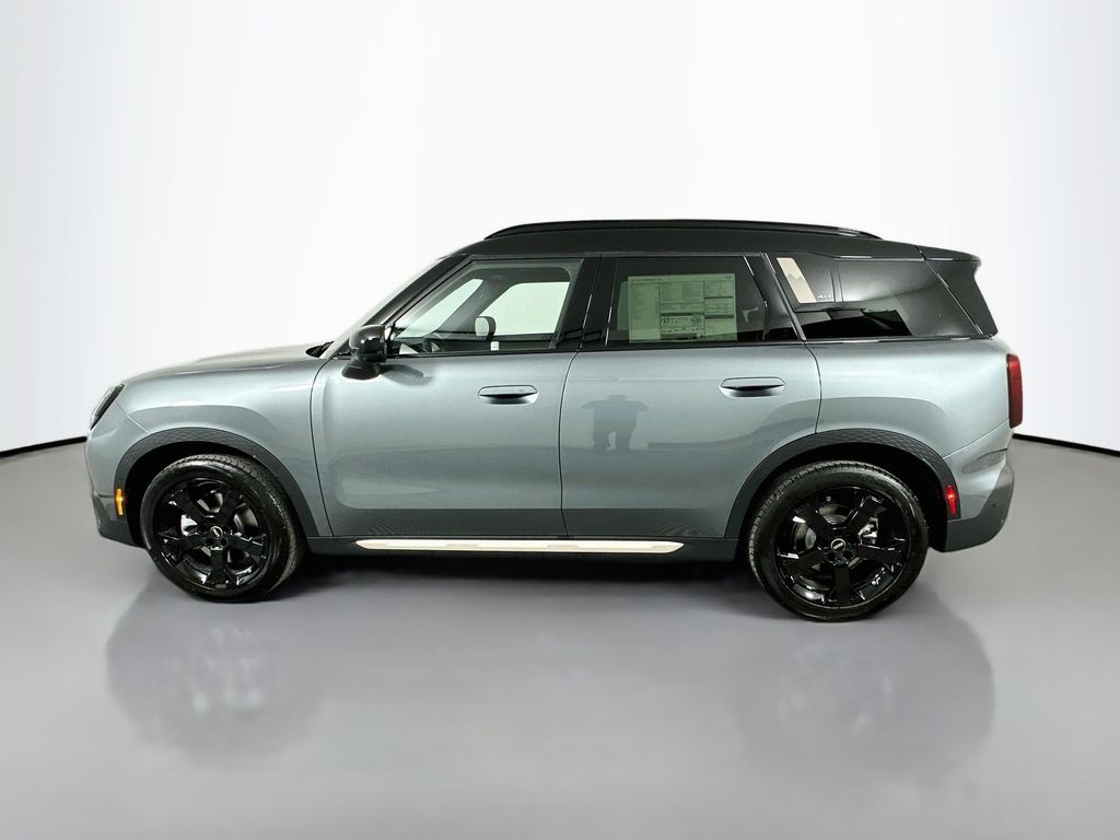Thumbnail: 2027 MINI Cooper Countryman - 8