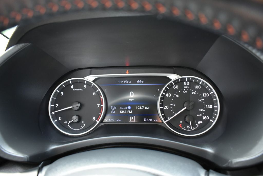 2021 Gun Metallic/Super Black Nissan Sentra SR FWD Sedan
