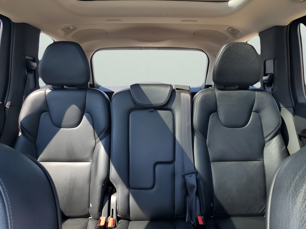 Used Car 2017 Volvo Xc90  T5 Momentum For Sale Under $20,000 In Austin, Texas