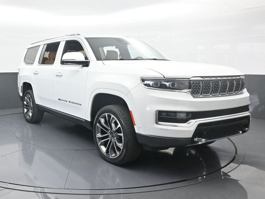Used 2022 Bright White Clearcoat Jeep Series III image 9
