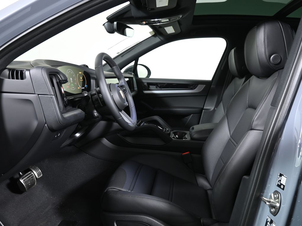 Thumbnail: 2026 Porsche Cayenne - 5