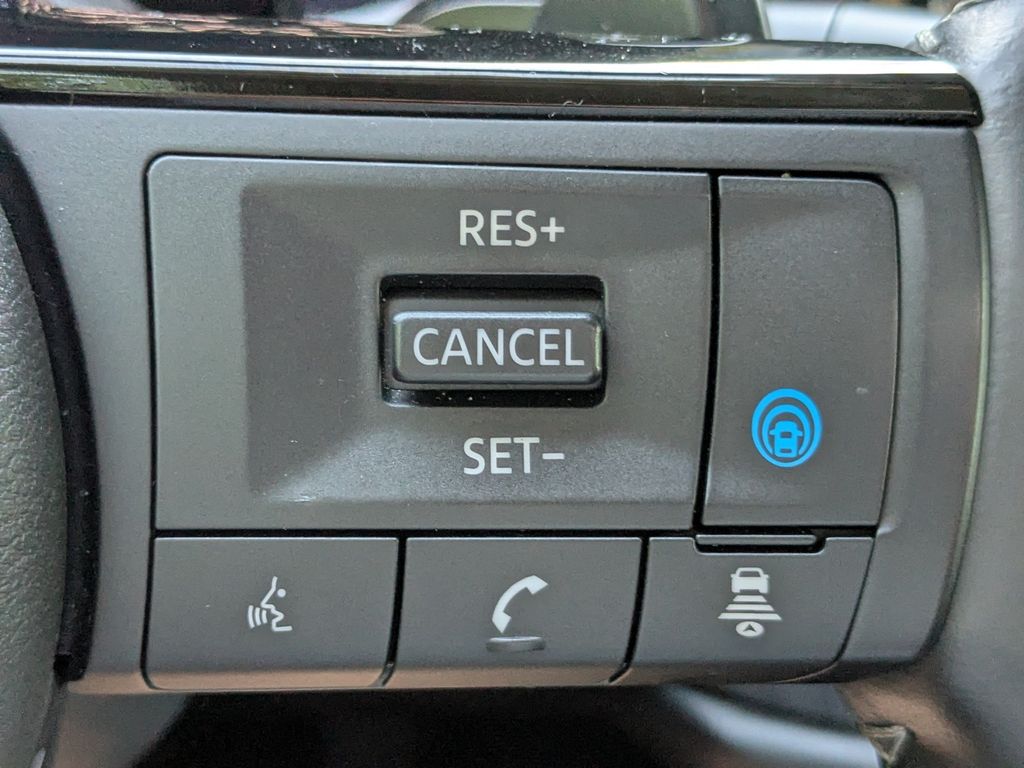 Used 2025 Nissan Pathfinder SUV