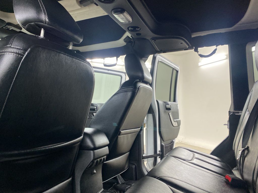 2016 Jeep Wrangler Unlimited Rubicon photo