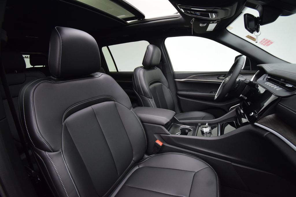 new 2026 Jeep Grand Cherokee L car, priced at $50,435