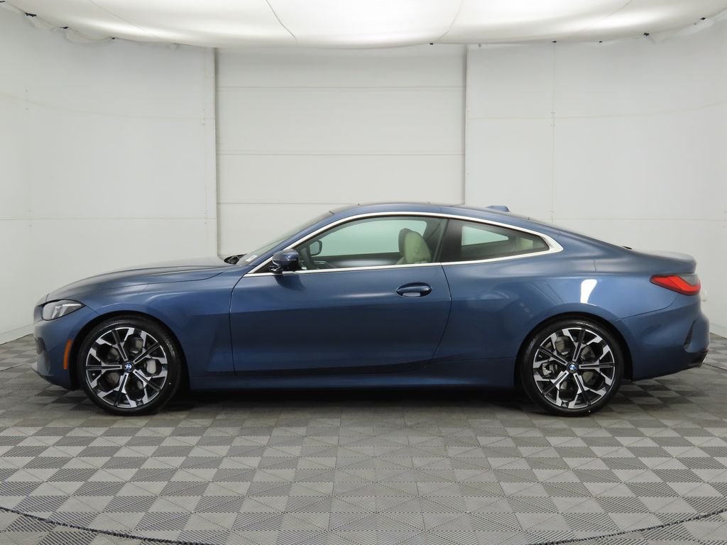 Thumbnail: 2026 BMW 4 Series - 9