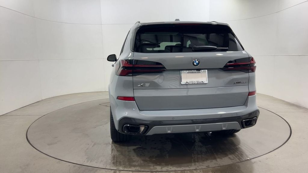Thumbnail: 2026 BMW X5 - 7