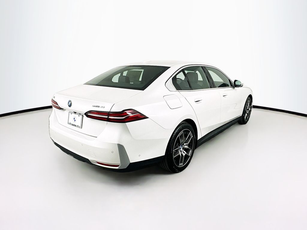 Thumbnail: 2024 BMW i5 - 5