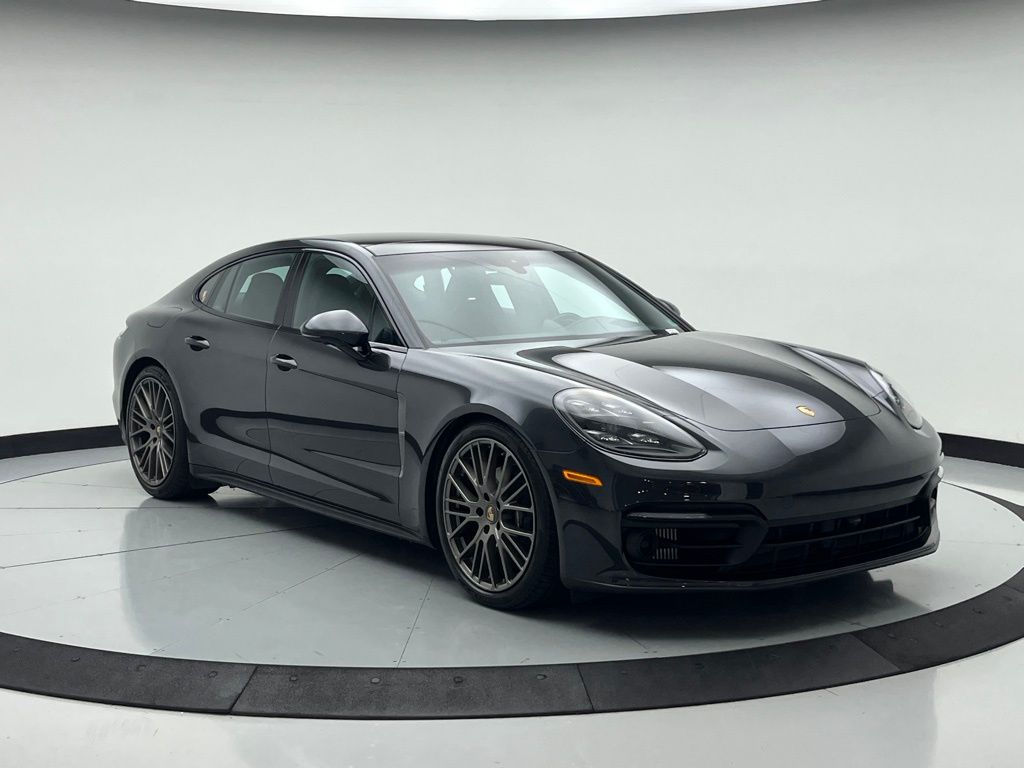 Thumbnail: 2023 Porsche Panamera - 9
