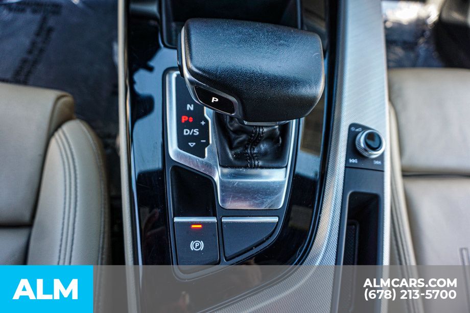 Used 2025 White Audi  image 46