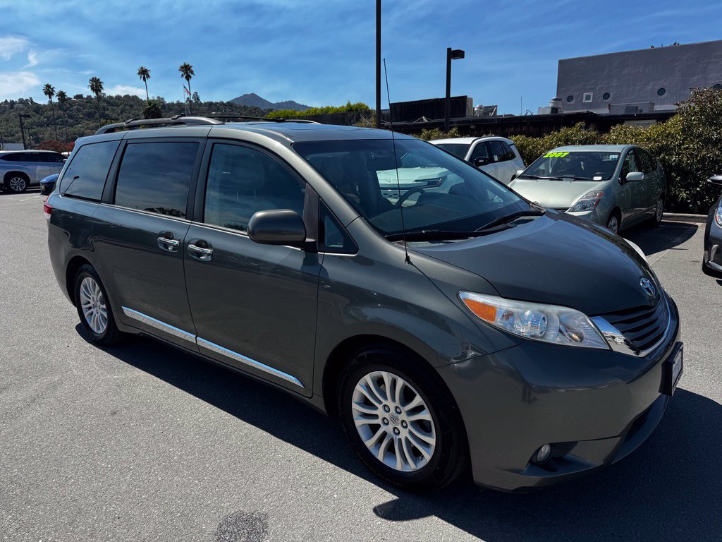 Used 2014 Toyota Sienna Van