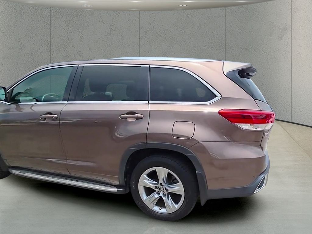 Used 2019 Toyota Highlander SUV