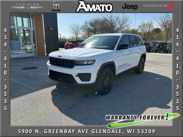 Bright White Clearcoat 2024 Jeep Grand Cherokee SUV / Crossover Four-Wheel Drive 8-Speed Automatic