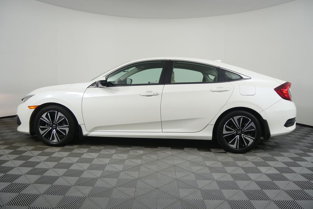 Thumbnail: 2017 Honda Civic - 6