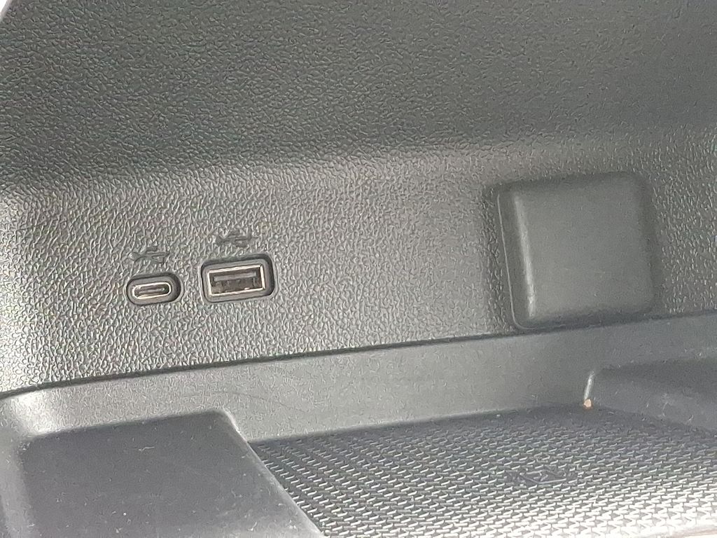 Thumbnail: 2025 Chevrolet Traverse - 26