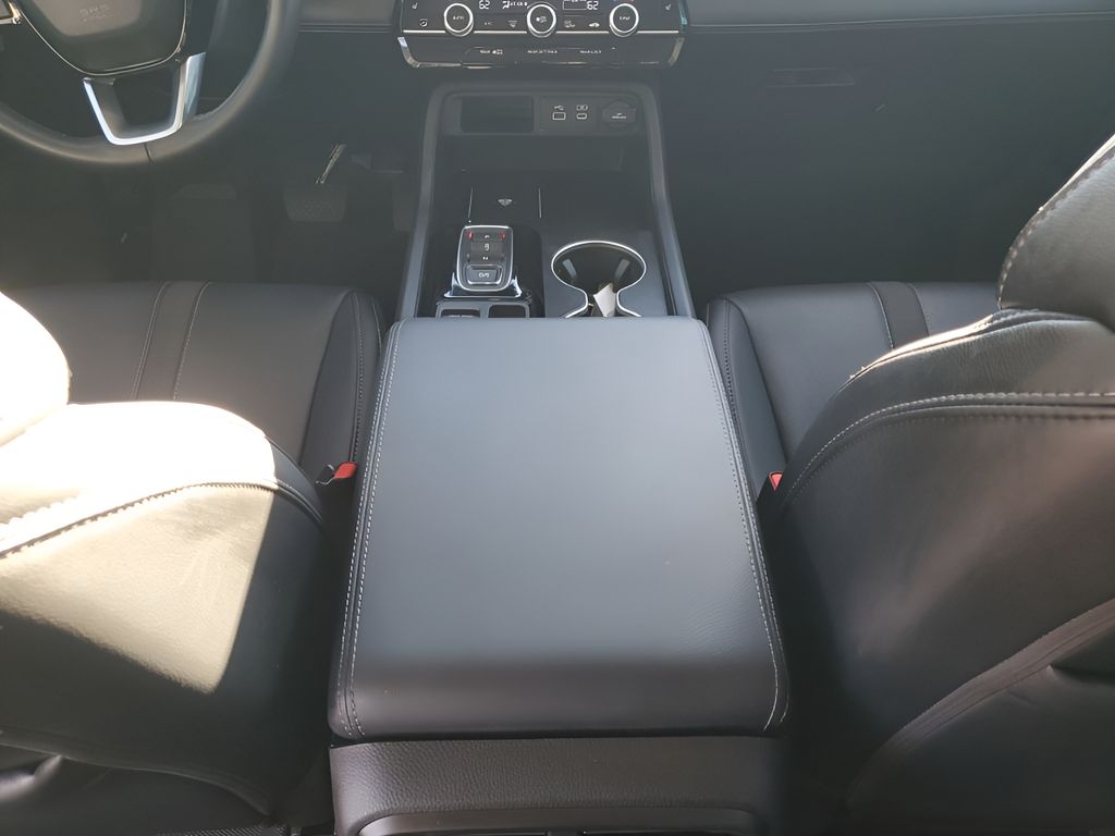 Used Car 2025 Honda Pilot  Touring For Sale Under $50,000 In Austin, Texas