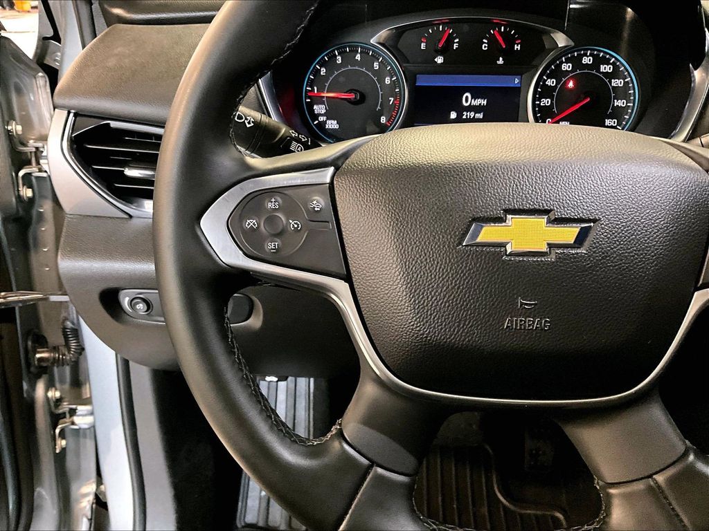 2023 Chevrolet Traverse — photo 24