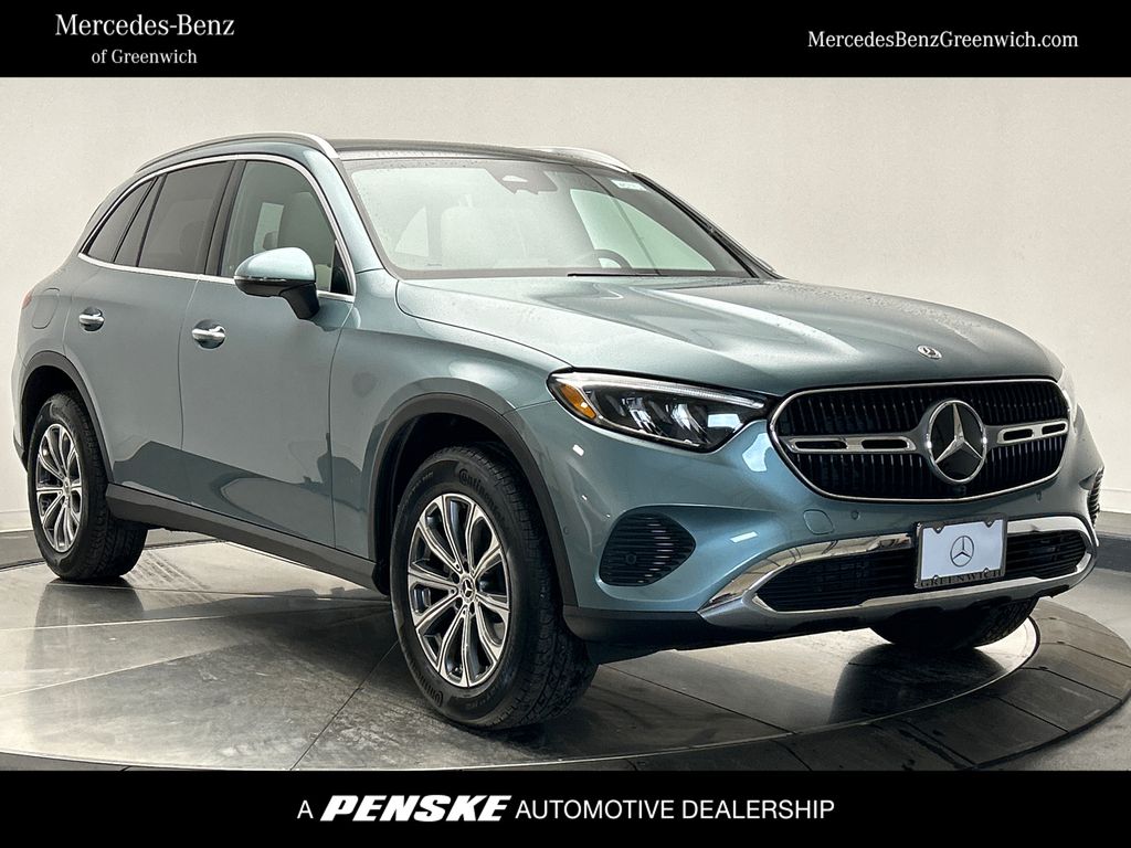 2025 Mercedes-Benz GLC 300 -
                Greenwich, CT