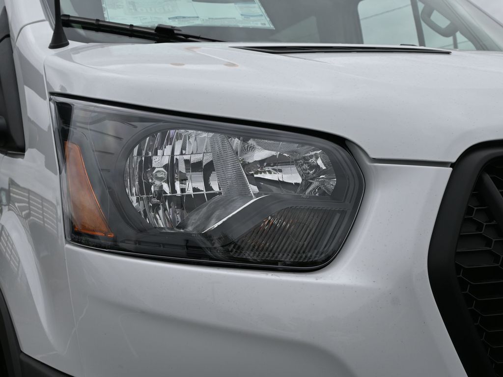 2025 Ford Transit 350 HD XL