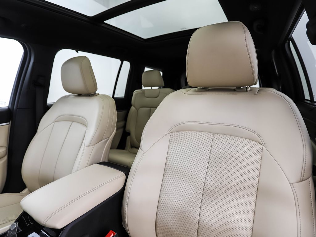 2023 Jeep Grand Cherokee L Limited Edition 12