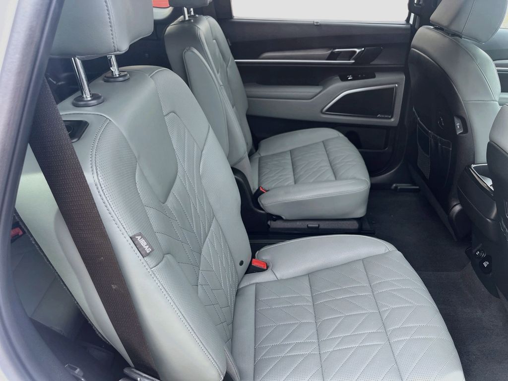 Used 2024 White Kia SX-Prestige X-Pro image 30