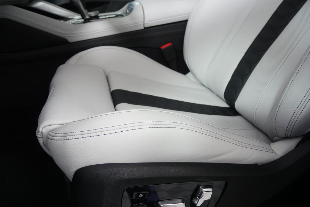 Thumbnail: 2026 BMW X5 - 10