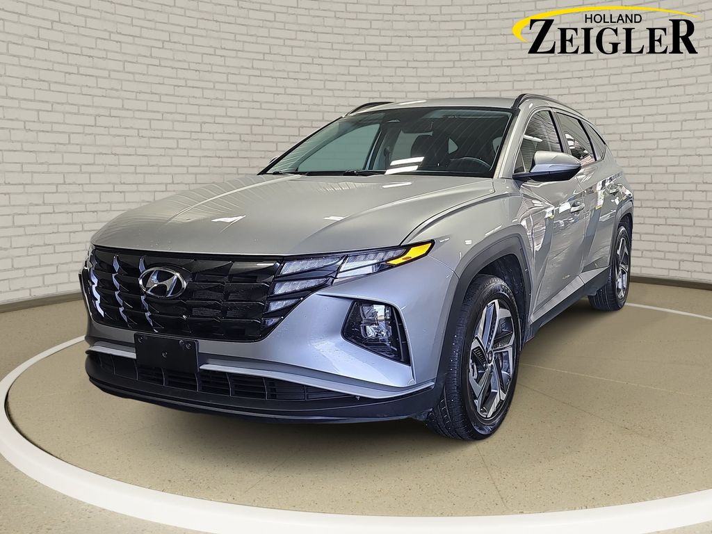 Shimmering Silver 2023 Hyundai Tucson SUV / Crossover All-Wheel Drive 8-Speed Automatic