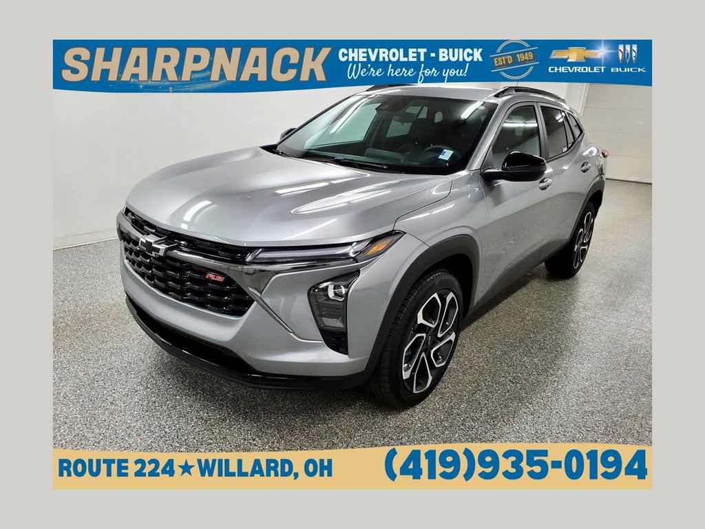 Sterling Gray Metallic 2025 Chevrolet Trax RS with 2RS FWD SUV / Crossover Front-Wheel Drive 6-Speed Automatic