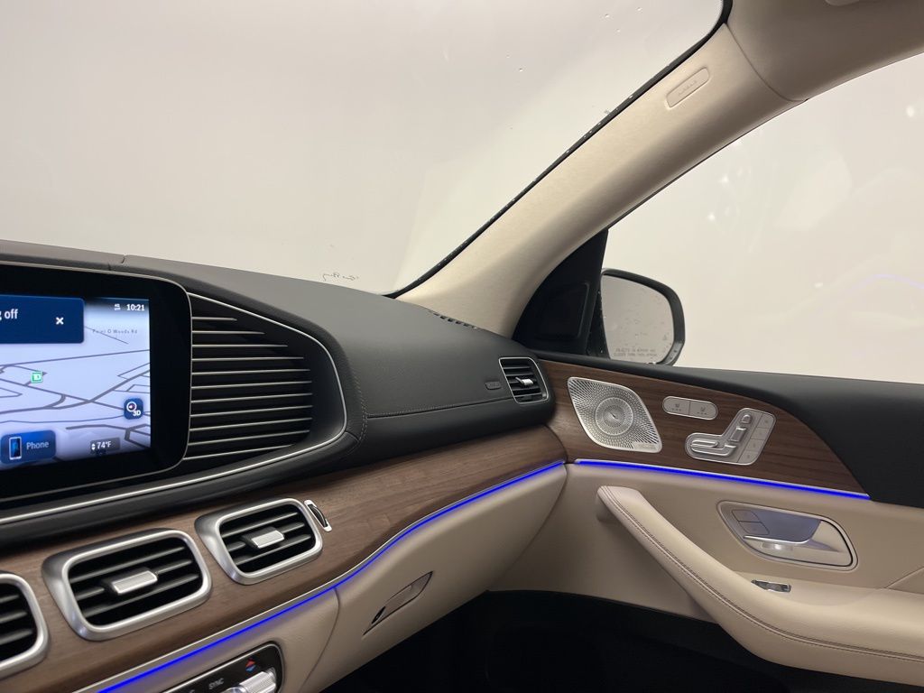 Thumbnail: 2026 Mercedes-Benz GLE - 21