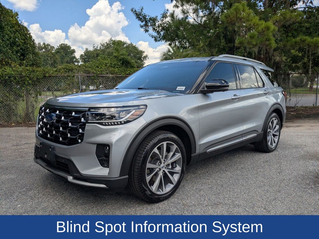 2025 Ford Explorer Platinum
