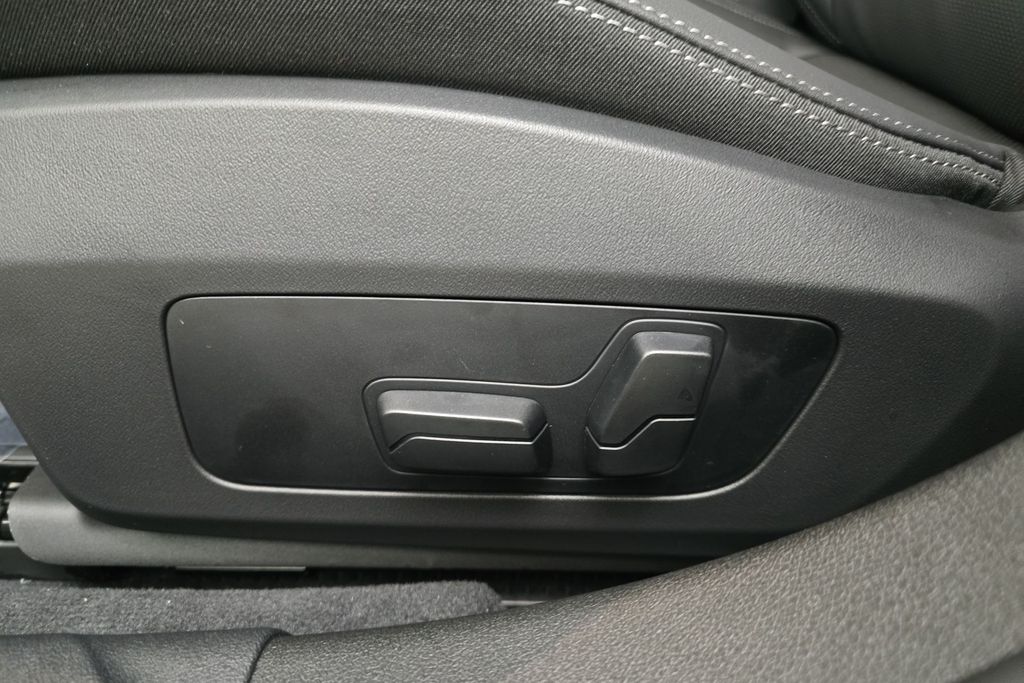 2025 BMW 2 Series 228 - Photo 13