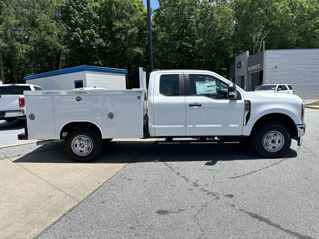 2024 Ford F-250SD XL 8