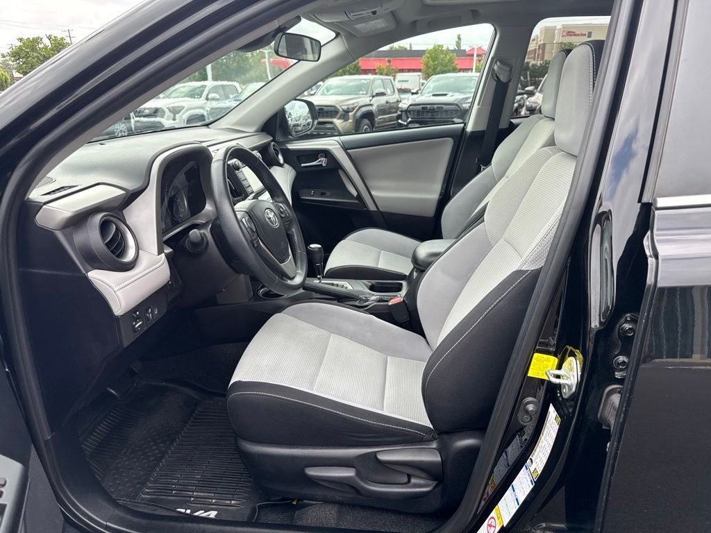 Used 2018 Toyota RAV4 SUV