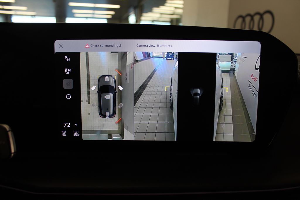 Thumbnail: 2026 Audi Q3 - 21