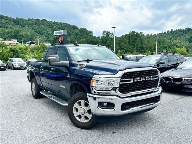 2024 RAM 2500 Big Horn Crew Cab 4WD