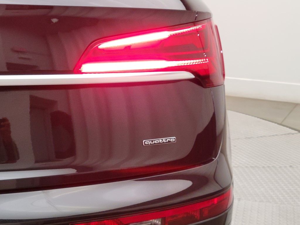 Thumbnail: 2023 Audi Q5 - 8