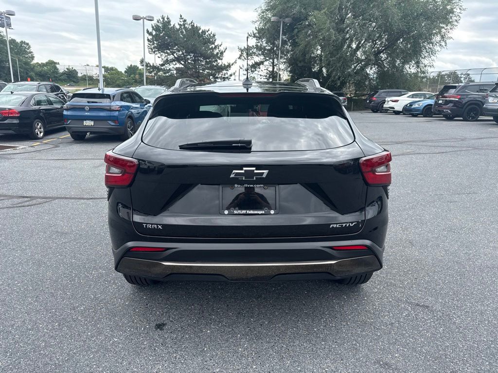 2025 Chevrolet Trax ACTIV Black at Klick Lewis Buick Chevrolet