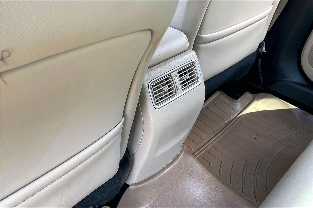 Used 2016 Nissan Altima Sedan