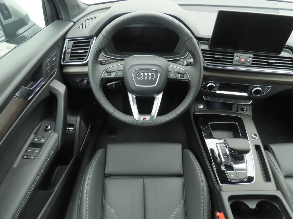 2025 Audi Q5  11
