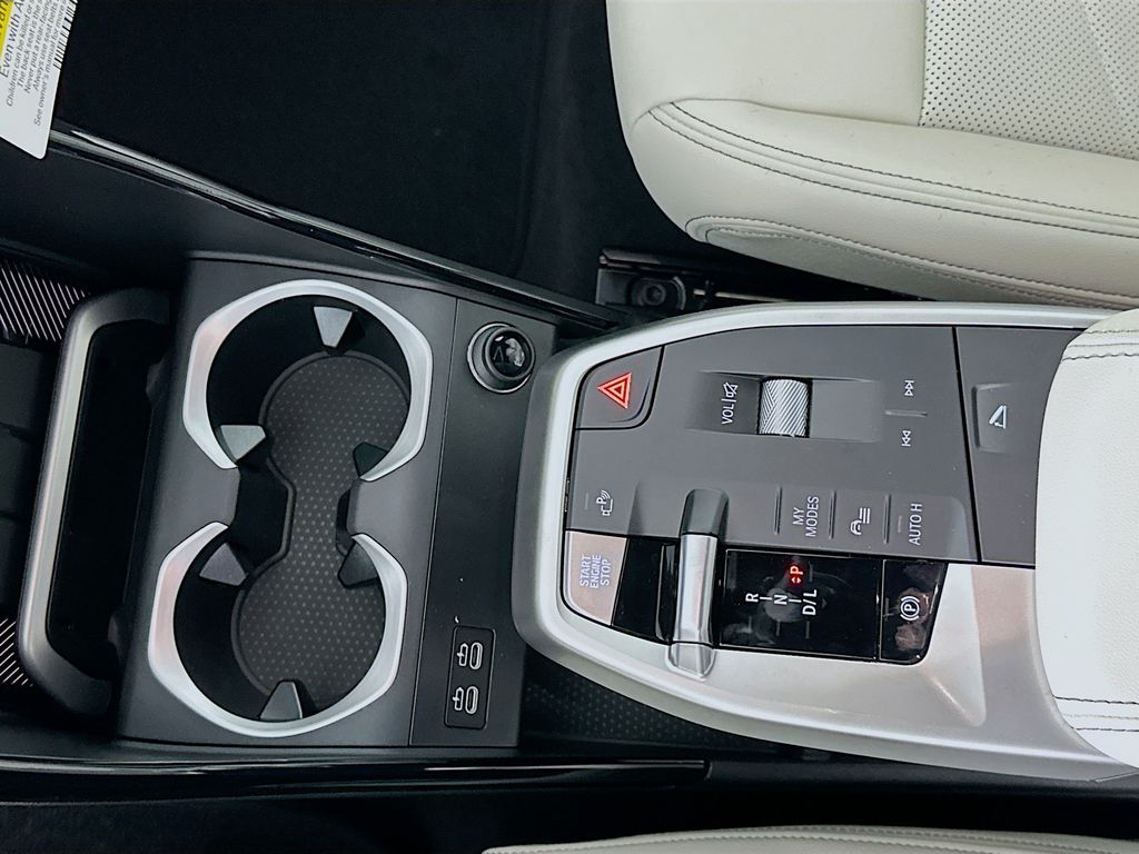 Thumbnail: 2026 BMW X1 - 15