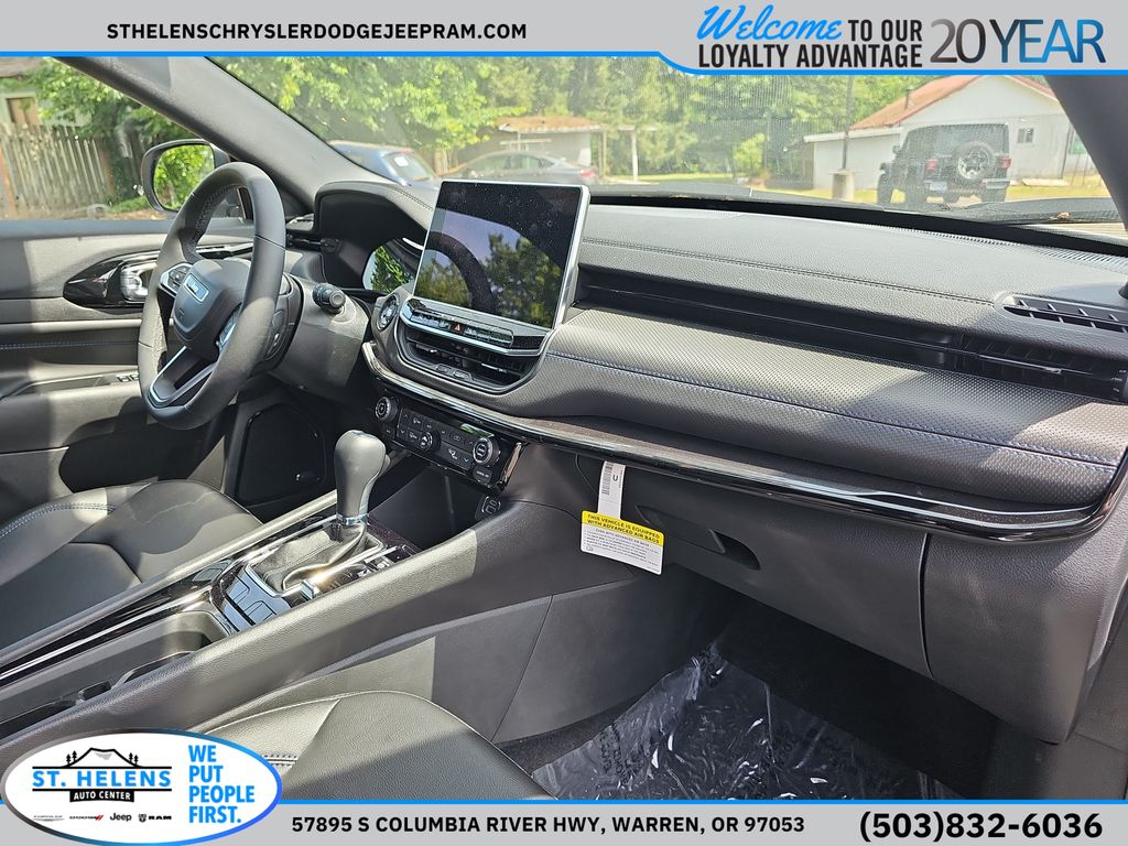 2025 Jeep Compass Limited - Photo 27