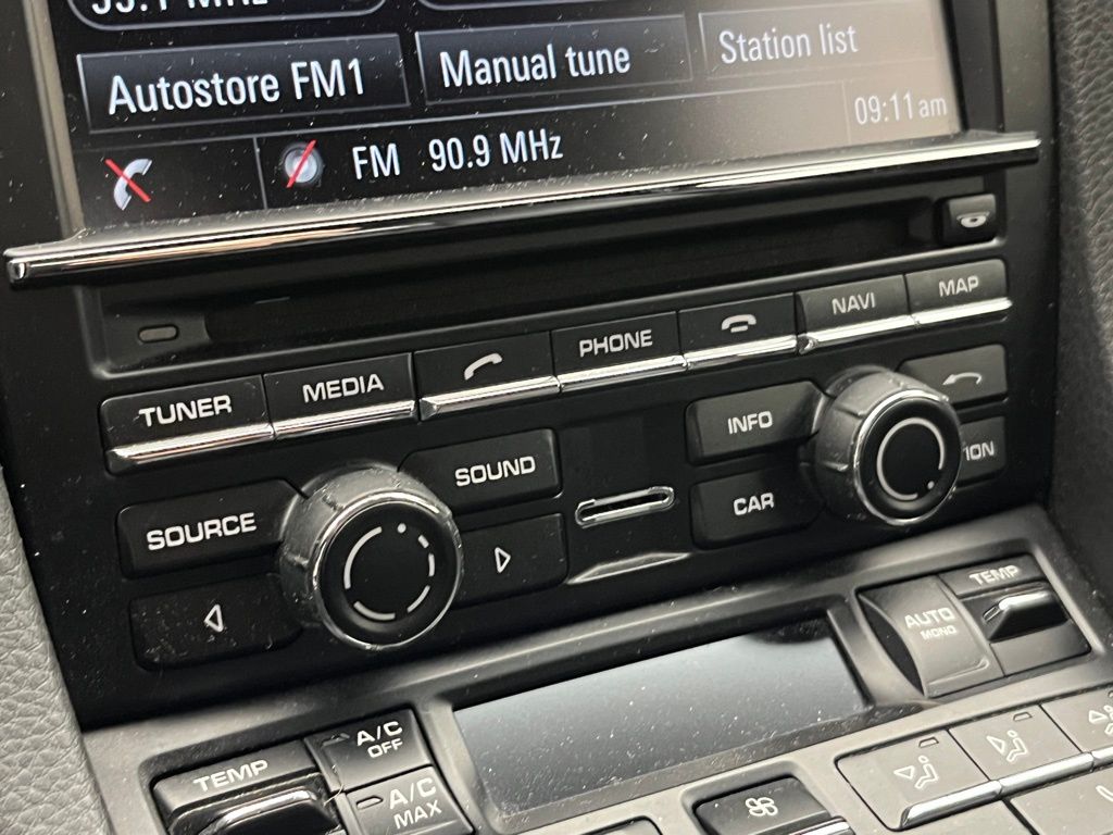 Thumbnail: 2013 Porsche Boxster - 21