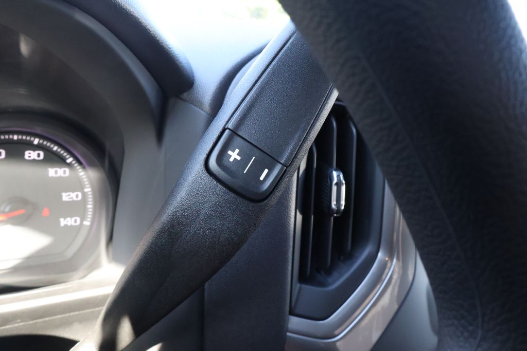 Thumbnail: 2026 Chevrolet Silverado 1500 - 21