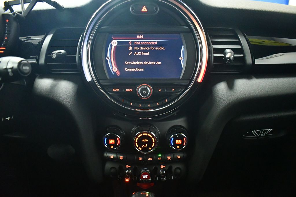 Thumbnail: 2017 MINI Cooper - 18