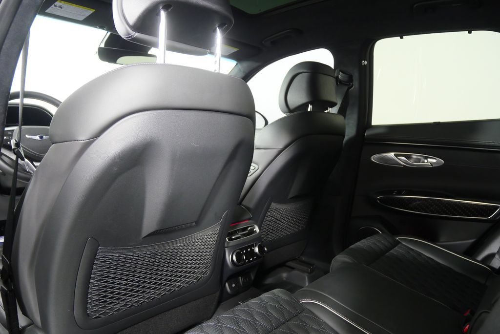 Thumbnail: 2024 Genesis GV70 - 19