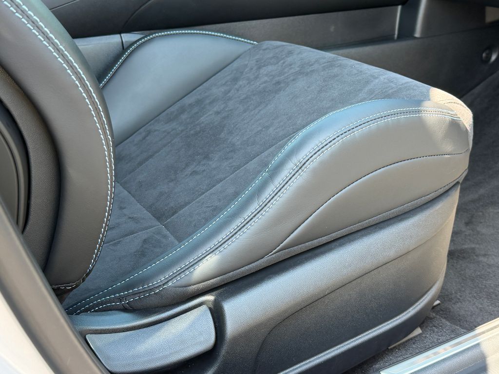 Thumbnail: 2025 Hyundai Elantra - 10