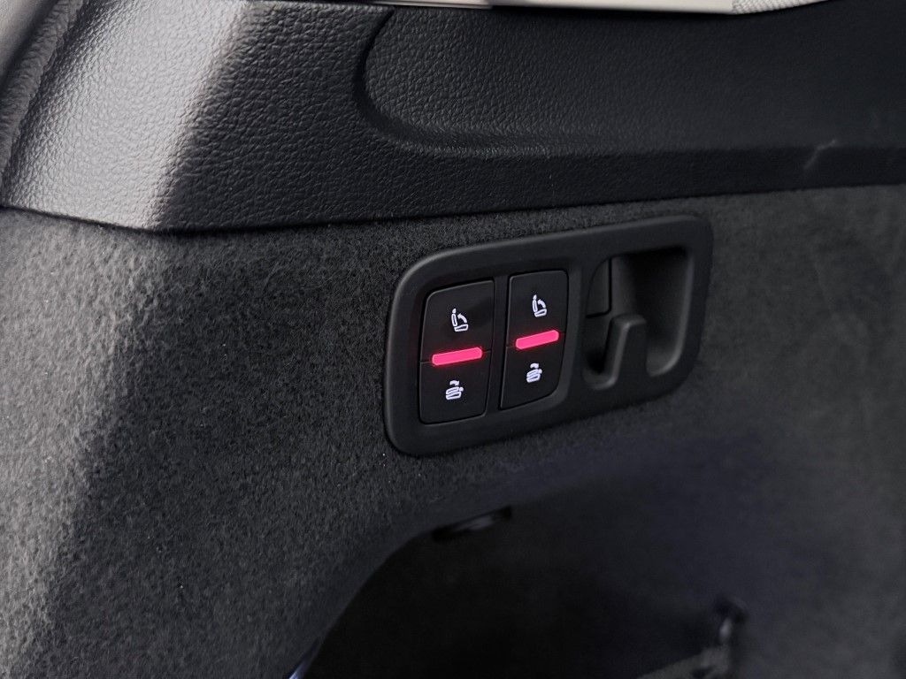 Thumbnail: 2017 Audi Q7 - 23