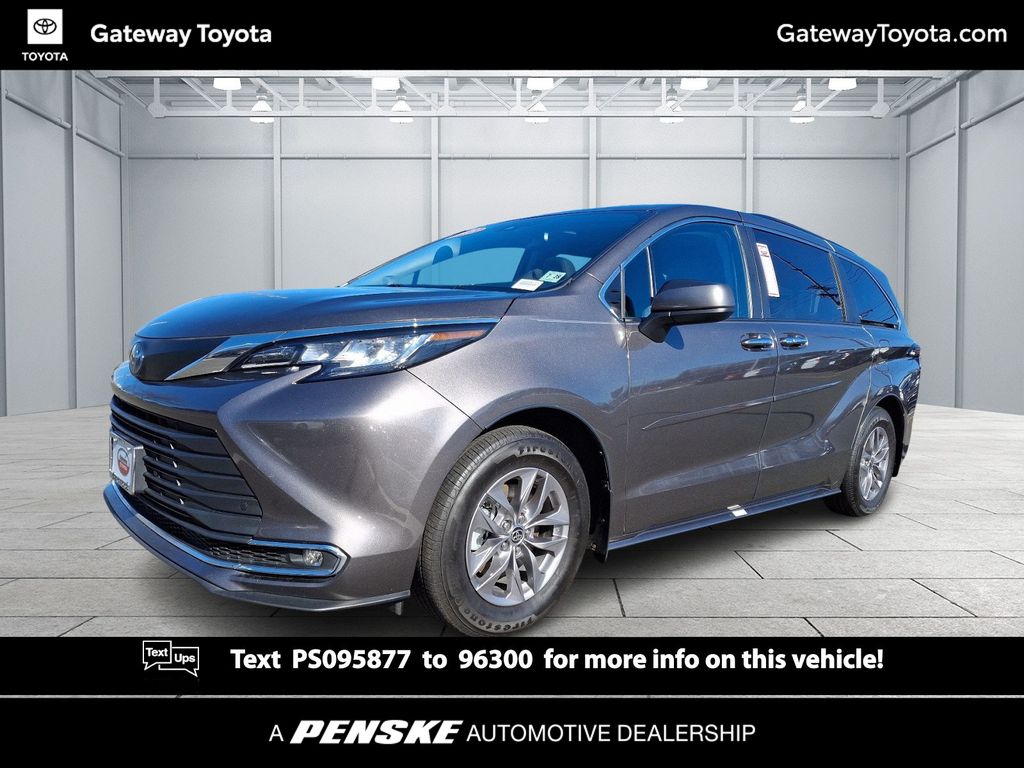 2023 Toyota Sienna XLE -
                Toms River, NJ